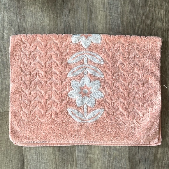 cannon Other - •| vintage cannon bathmat